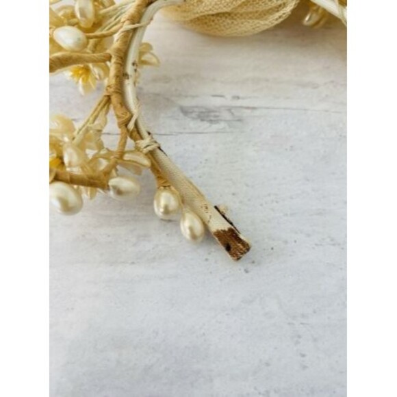 Antique to Vintage Wax Flowers Bridal Tiara and Veil with Orange Blossoms c.1930 - Picture 12 of 12